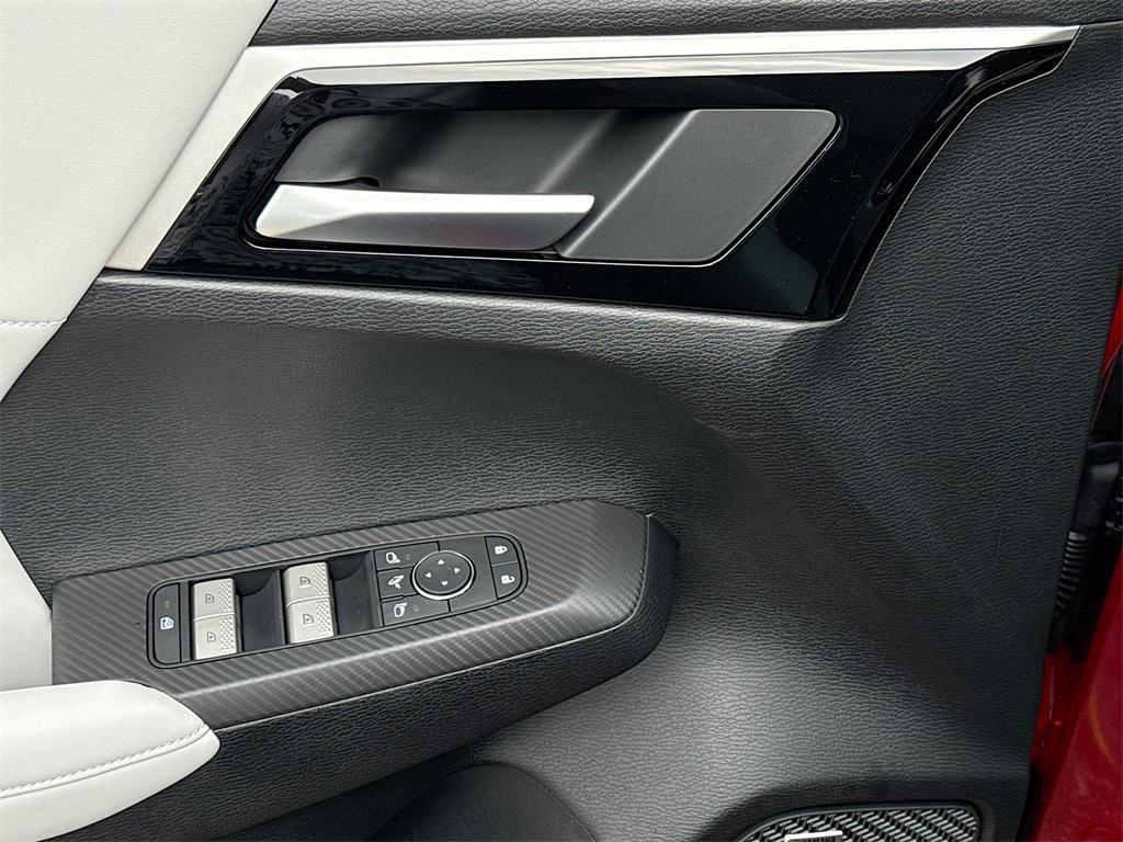 new 2025 Mitsubishi Outlander car, priced at $25,724