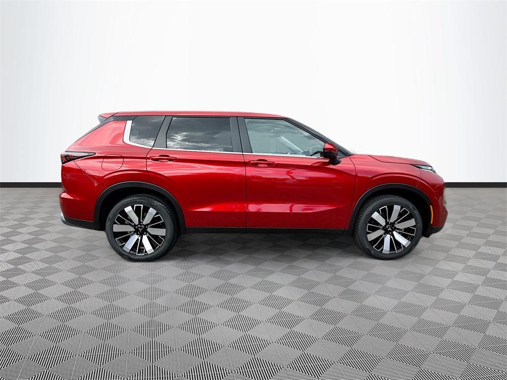 new 2025 Mitsubishi Outlander car, priced at $25,724