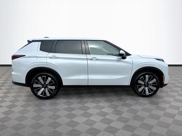 new 2025 Mitsubishi Outlander car, priced at $28,909