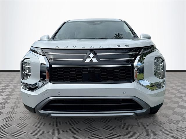 new 2025 Mitsubishi Outlander car, priced at $28,909