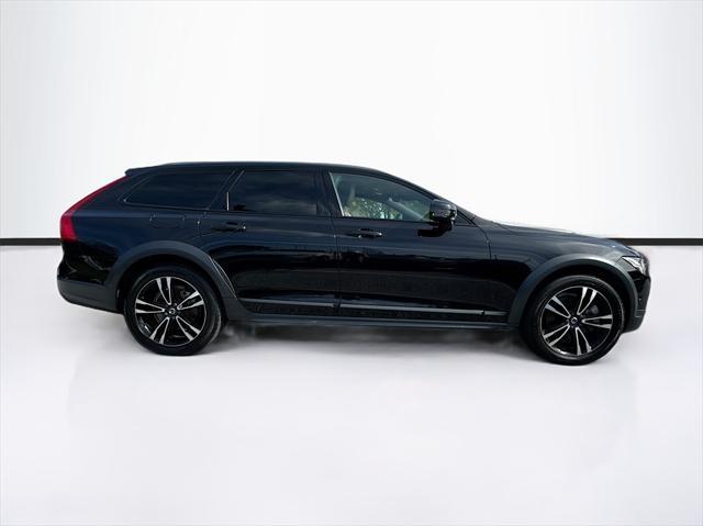 used 2018 Volvo V90 Cross Country car, priced at $24,258