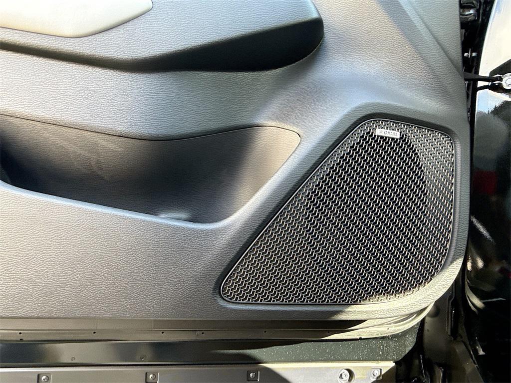 new 2025 Mitsubishi Outlander car, priced at $25,927