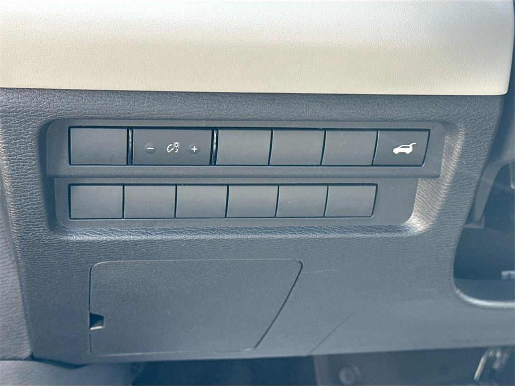 new 2025 Mitsubishi Outlander car, priced at $28,417