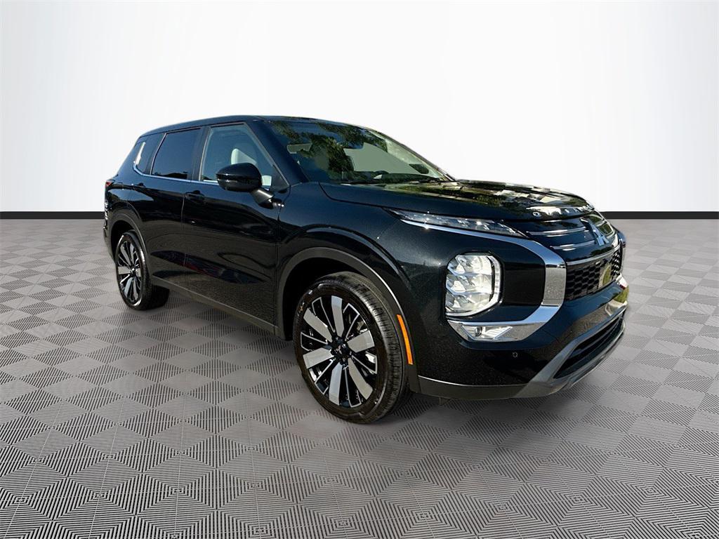 new 2025 Mitsubishi Outlander car, priced at $28,417