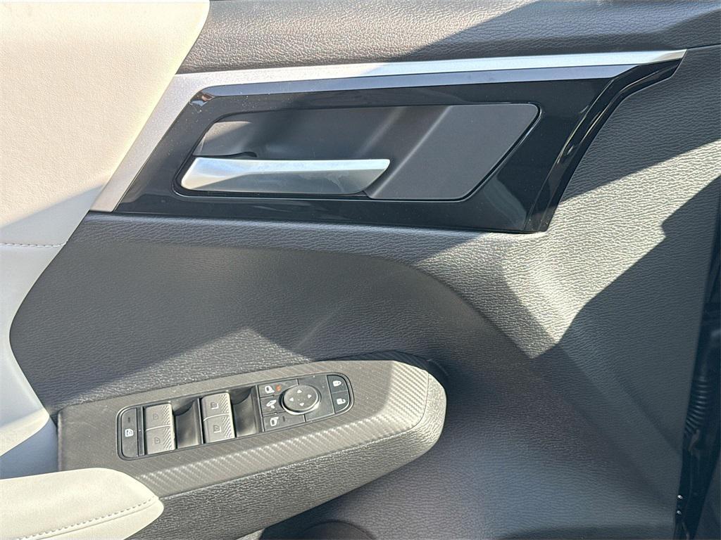 new 2025 Mitsubishi Outlander car, priced at $28,417