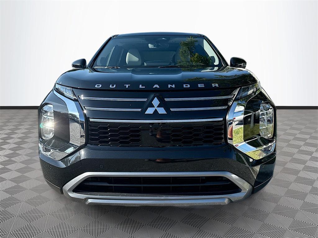 new 2025 Mitsubishi Outlander car, priced at $28,417