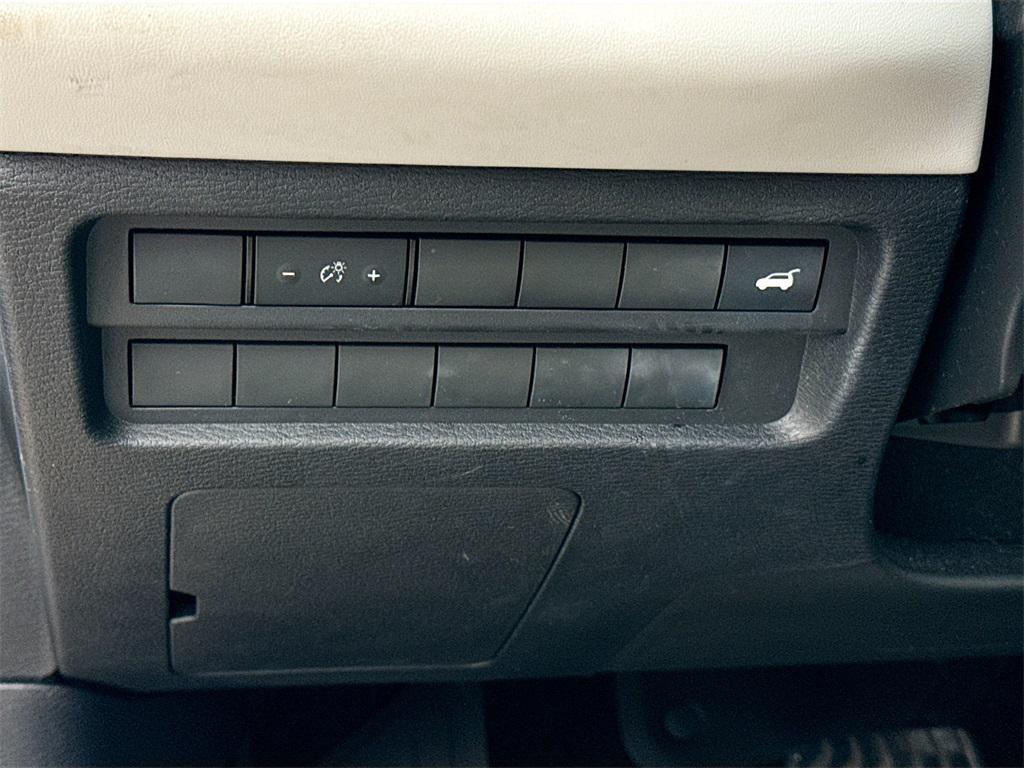 used 2024 Mitsubishi Outlander car, priced at $27,199