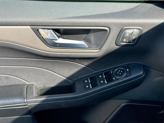 used 2022 Ford Escape car, priced at $19,315