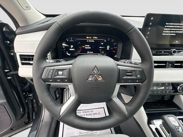 new 2025 Mitsubishi Outlander car, priced at $30,404