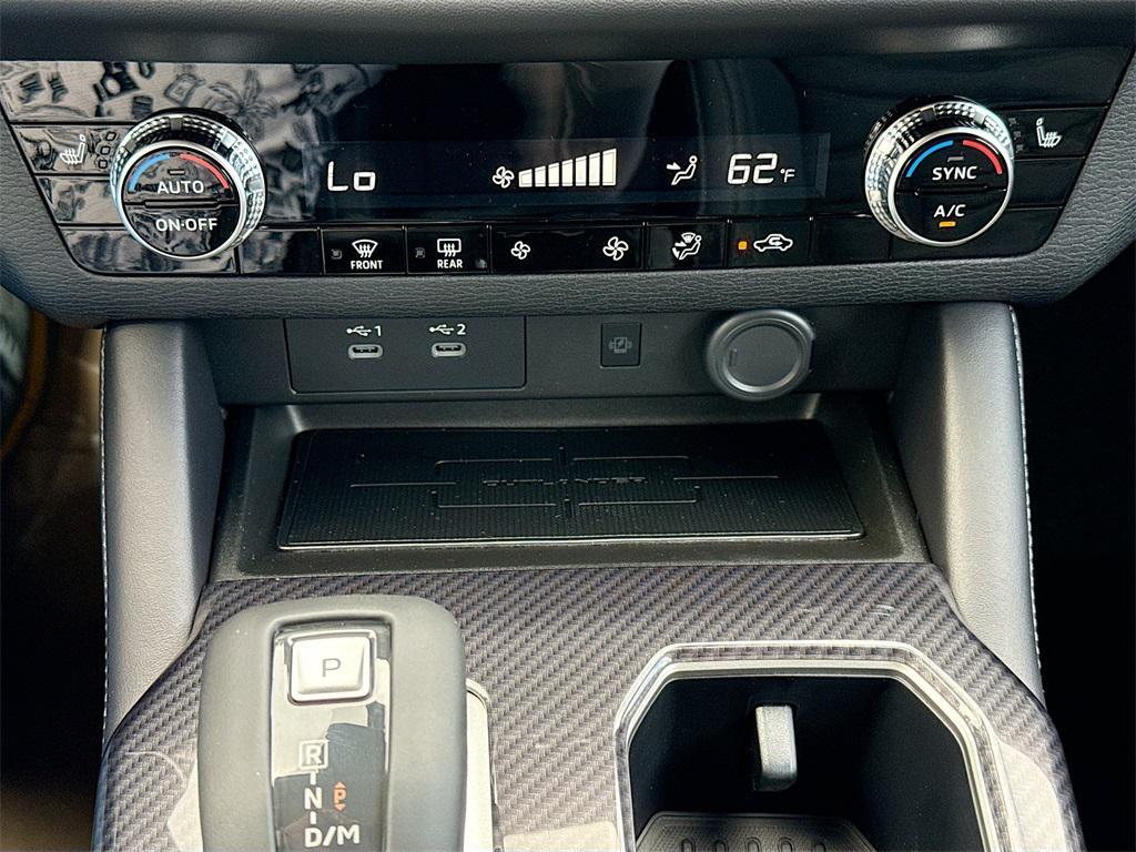 new 2025 Mitsubishi Outlander car, priced at $25,748