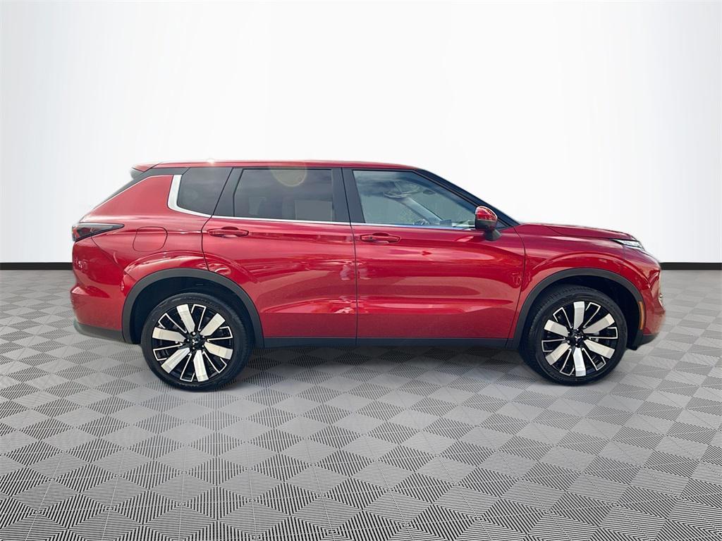 new 2025 Mitsubishi Outlander car, priced at $25,748