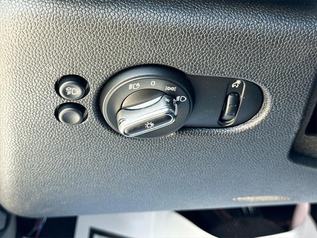used 2024 MINI Hardtop car, priced at $24,134