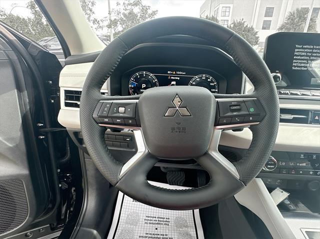 new 2024 Mitsubishi Outlander car, priced at $26,945