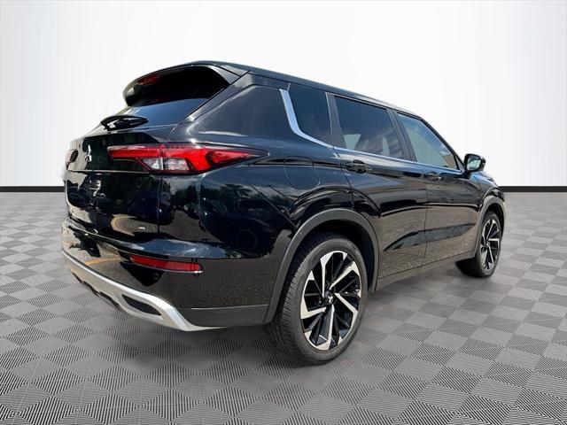used 2024 Mitsubishi Outlander car, priced at $23,098