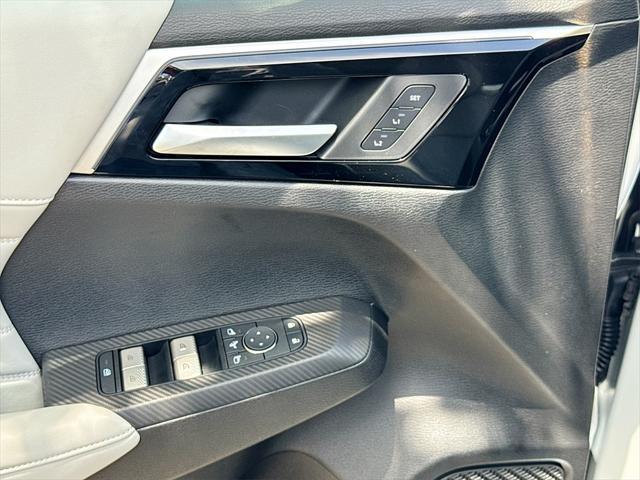 new 2025 Mitsubishi Outlander car, priced at $30,900
