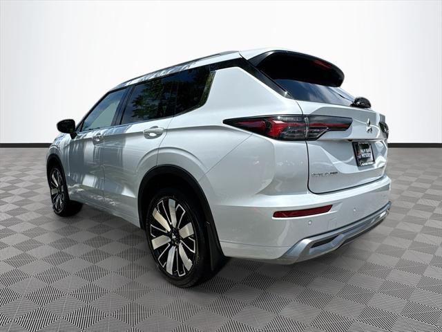 new 2025 Mitsubishi Outlander car, priced at $30,900
