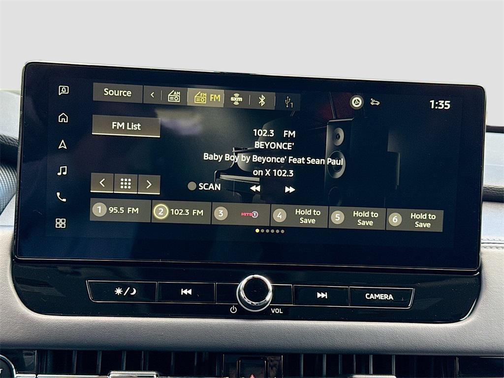 new 2025 Mitsubishi Outlander car, priced at $25,880