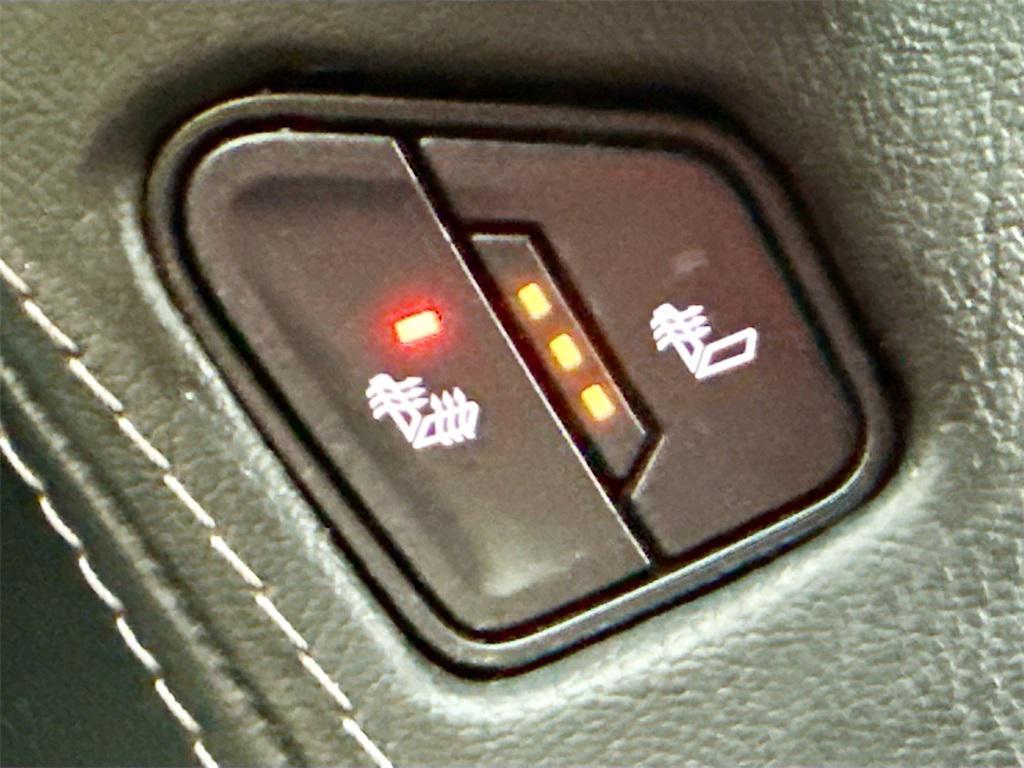 used 2018 Chevrolet Suburban car, priced at $22,518