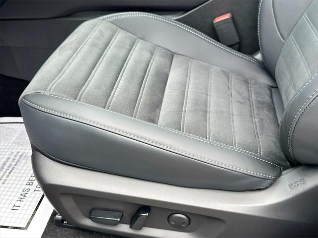 new 2025 Mitsubishi Outlander car, priced at $26,283