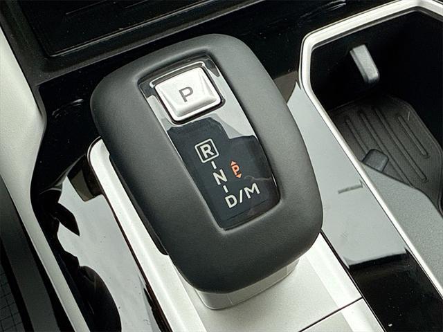 new 2025 Mitsubishi Outlander car, priced at $30,404