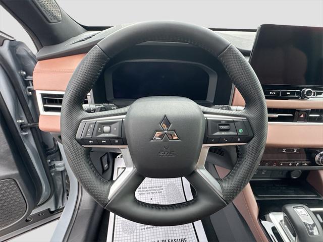 new 2025 Mitsubishi Outlander car, priced at $33,278