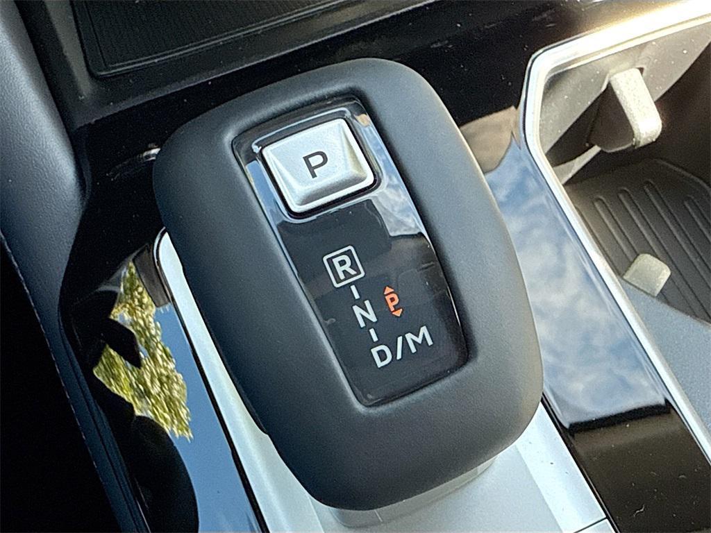 new 2025 Mitsubishi Outlander car, priced at $25,915