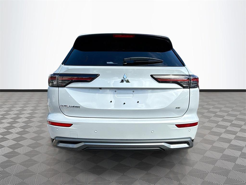 new 2025 Mitsubishi Outlander car, priced at $25,915