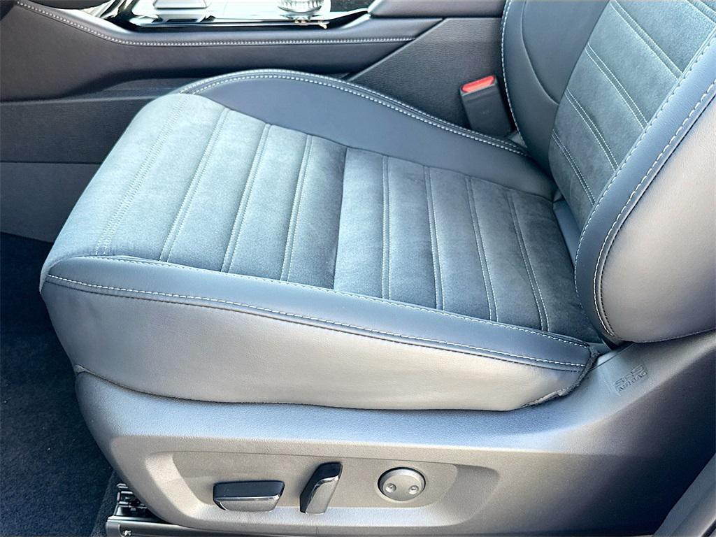 new 2025 Mitsubishi Outlander car, priced at $25,915