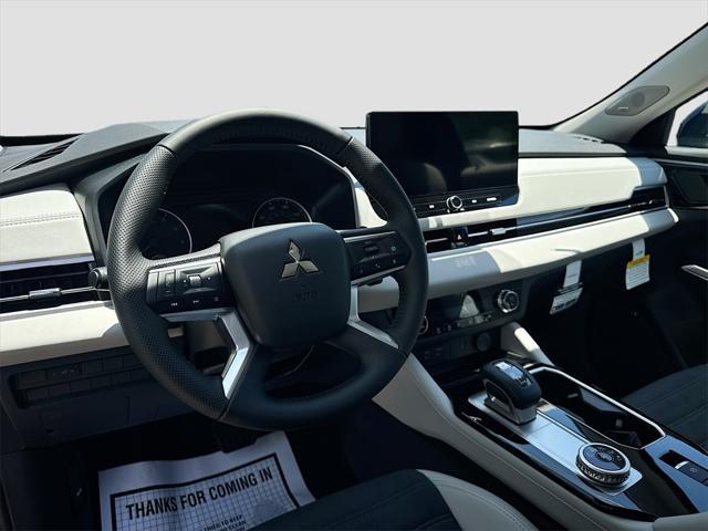 new 2025 Mitsubishi Outlander car, priced at $25,483