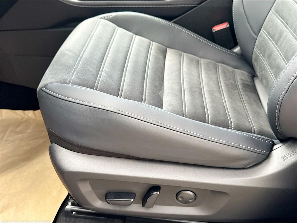 new 2025 Mitsubishi Outlander car, priced at $28,504