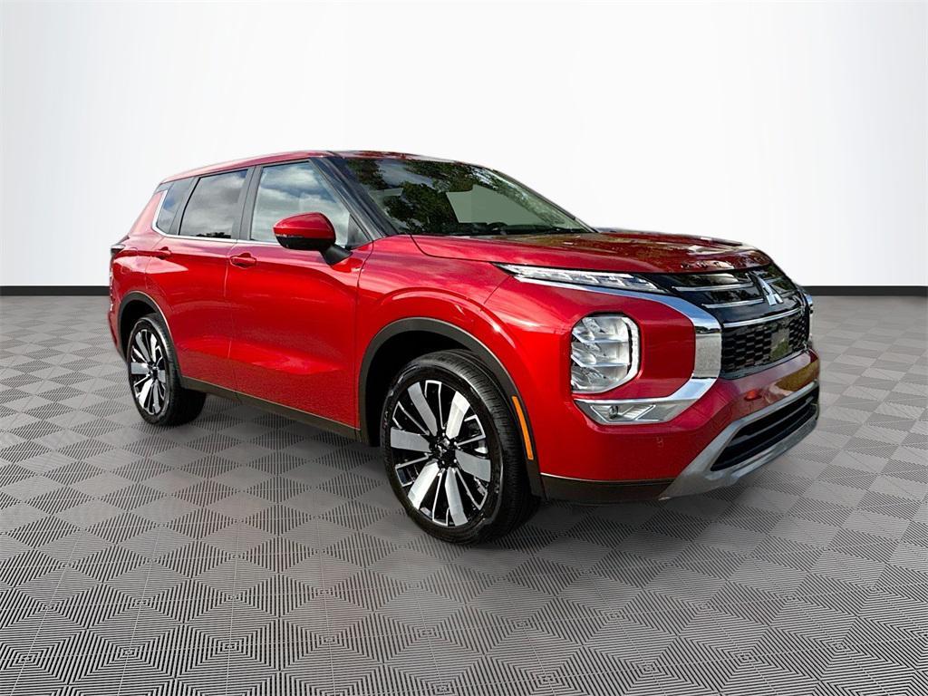 new 2025 Mitsubishi Outlander car, priced at $25,870