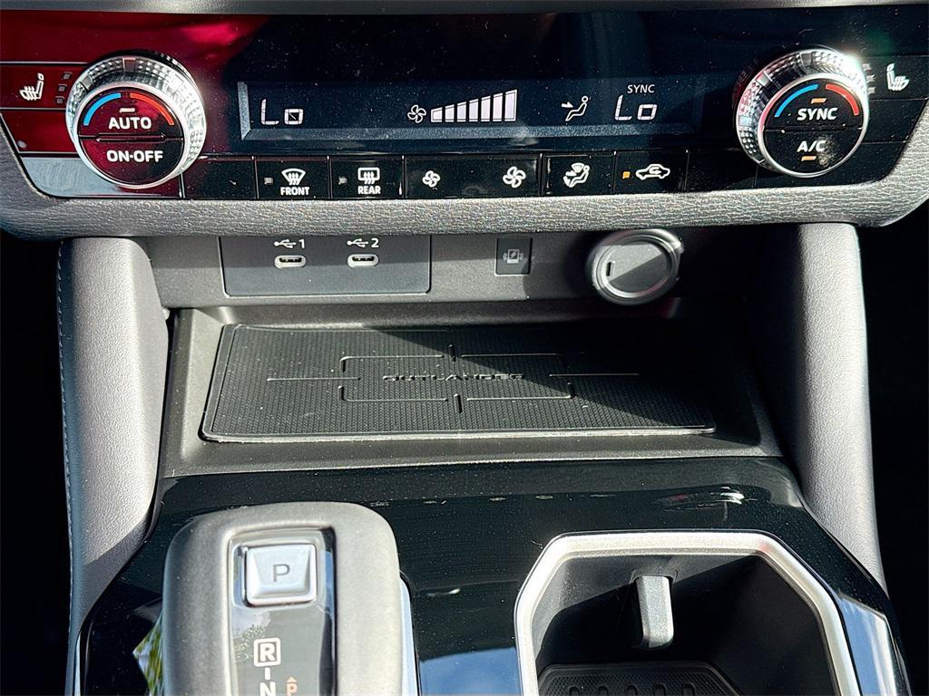 new 2025 Mitsubishi Outlander car, priced at $25,870