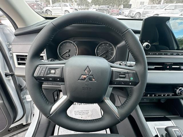 new 2024 Mitsubishi Outlander car, priced at $22,850