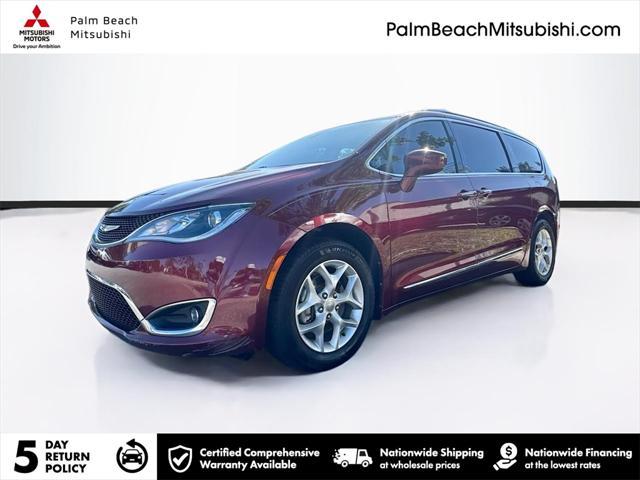 used 2020 Chrysler Pacifica car, priced at $17,701