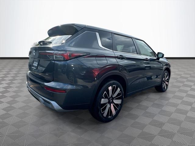 new 2025 Mitsubishi Outlander car, priced at $25,718