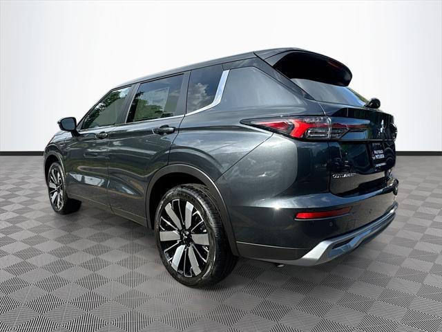 new 2025 Mitsubishi Outlander car, priced at $25,718