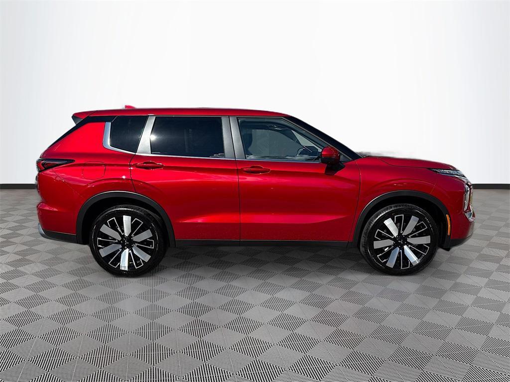 new 2025 Mitsubishi Outlander car, priced at $28,599