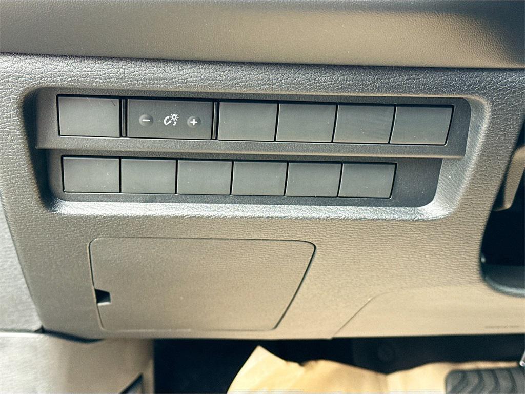 new 2025 Mitsubishi Outlander car, priced at $24,365