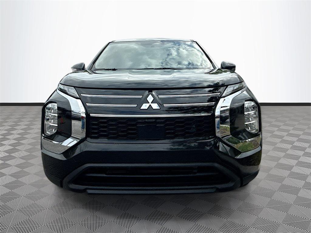 new 2025 Mitsubishi Outlander car, priced at $24,365