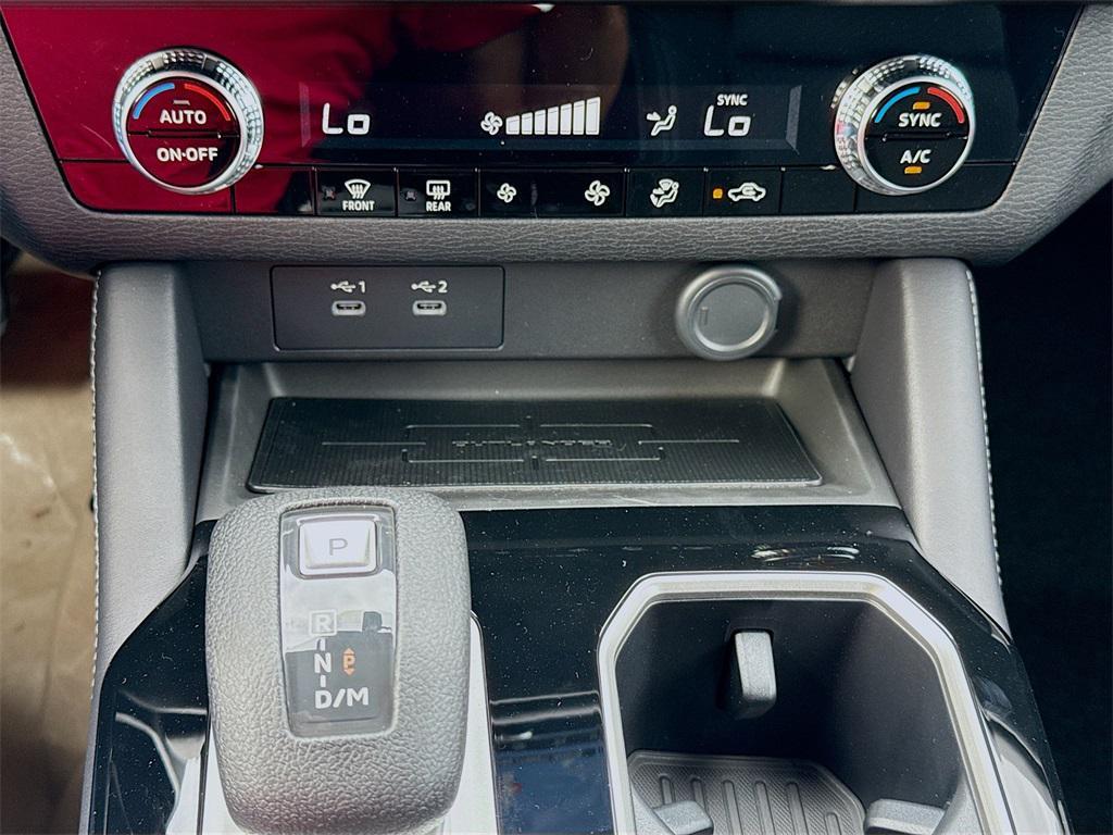 new 2025 Mitsubishi Outlander car, priced at $24,365