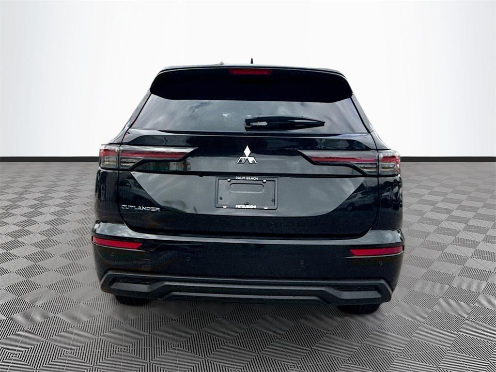 new 2025 Mitsubishi Outlander car, priced at $24,365