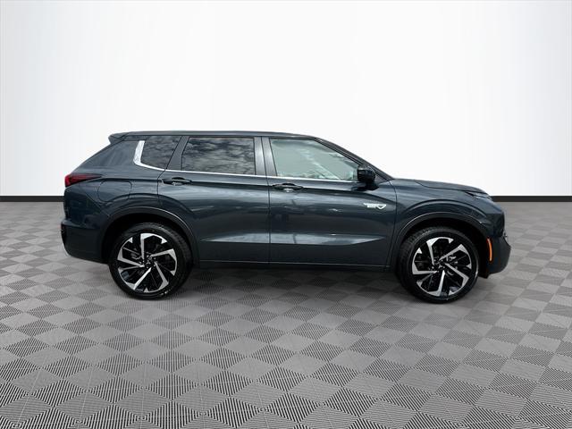 new 2025 Mitsubishi Outlander PHEV car, priced at $35,865
