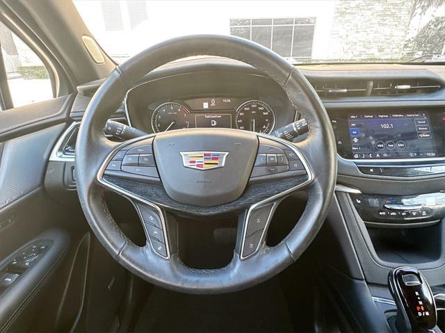 used 2024 Cadillac XT5 car, priced at $38,117