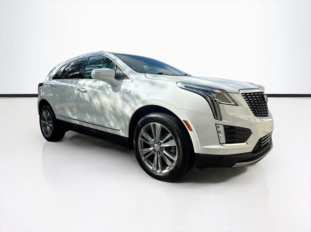 used 2024 Cadillac XT5 car, priced at $38,117