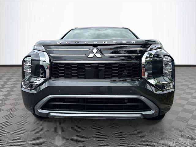 new 2025 Mitsubishi Outlander car, priced at $30,078