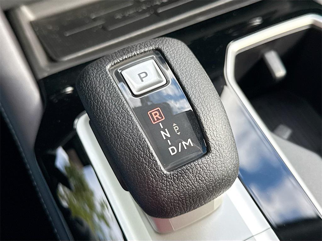 new 2025 Mitsubishi Outlander car, priced at $24,364