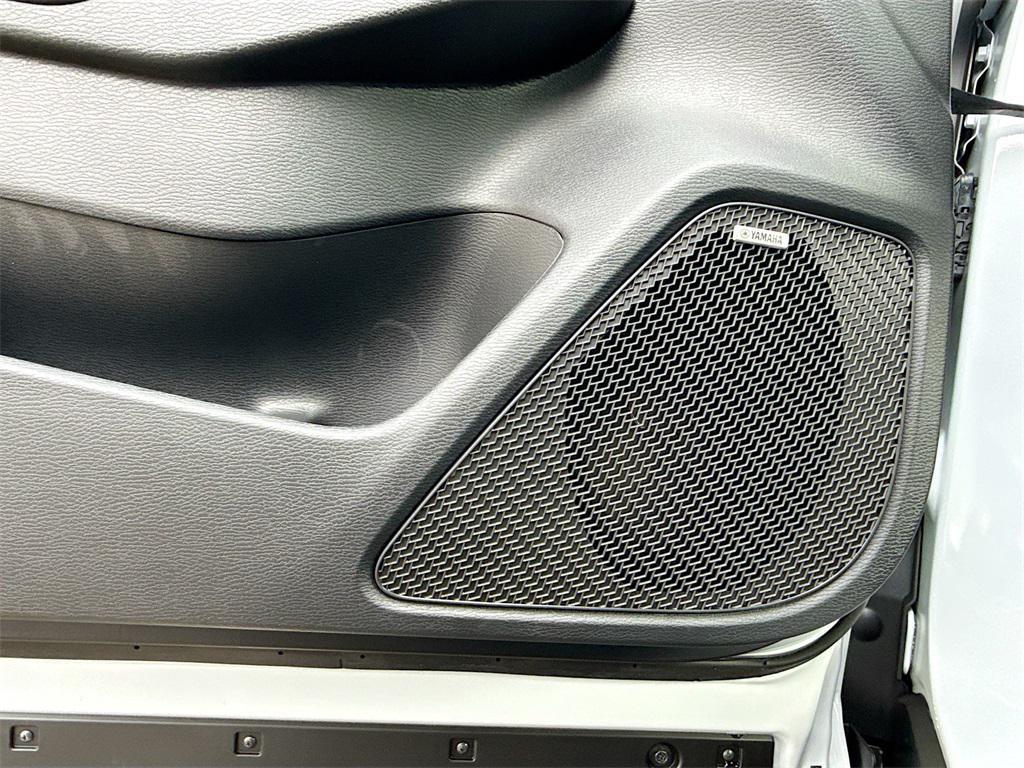 new 2025 Mitsubishi Outlander car, priced at $24,364