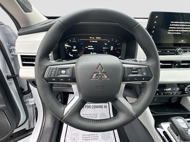 new 2025 Mitsubishi Outlander car, priced at $28,909