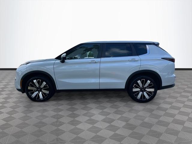 new 2025 Mitsubishi Outlander car, priced at $28,909