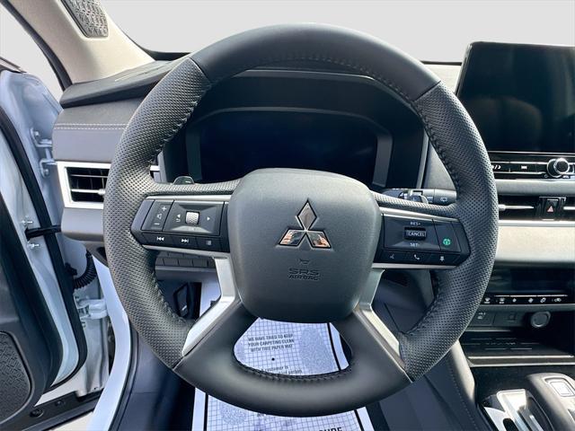 new 2025 Mitsubishi Outlander car, priced at $28,909